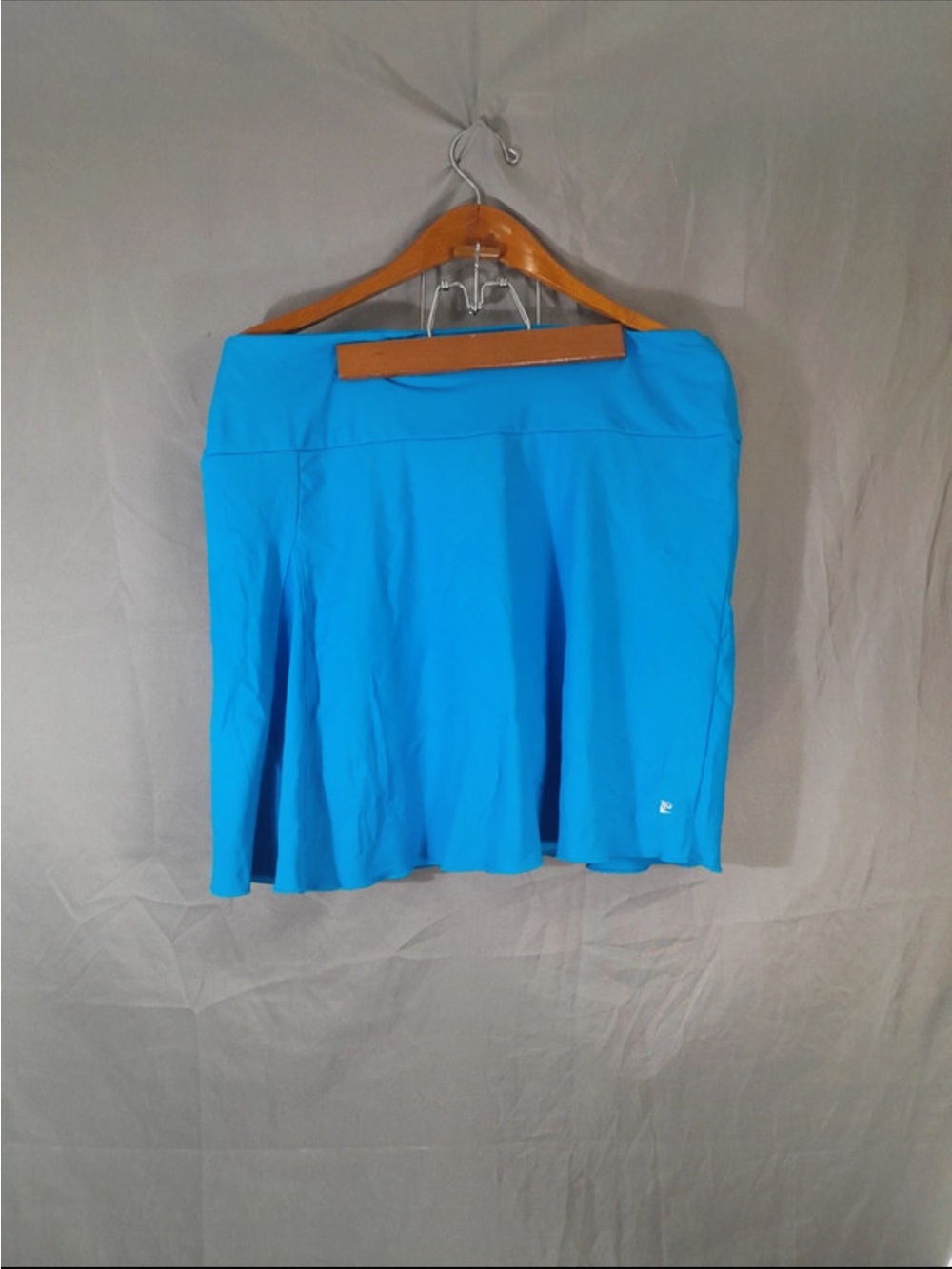 Like new XL Women's Performance Catwalk Classic Golf Skort blue